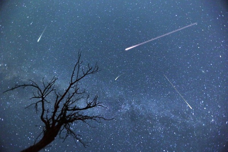 Could extraterrestrial sugar help explain how life began on Earth?