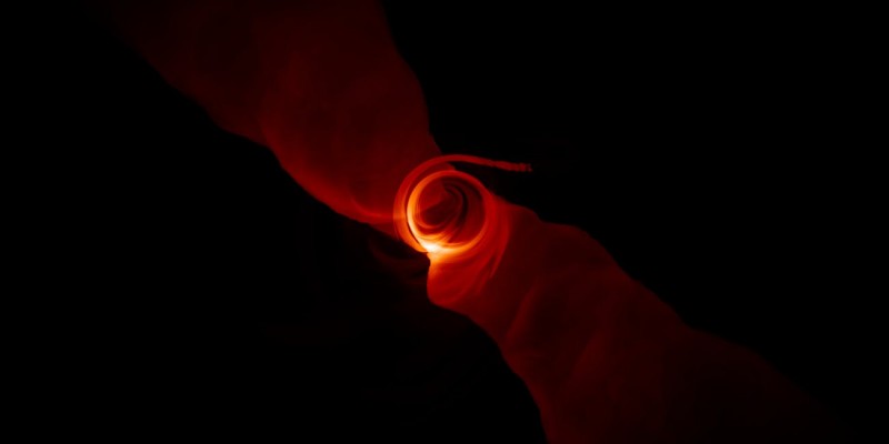 Astronomers Reveal 3 Things the Historic Black Hole Photo Confirms About Space