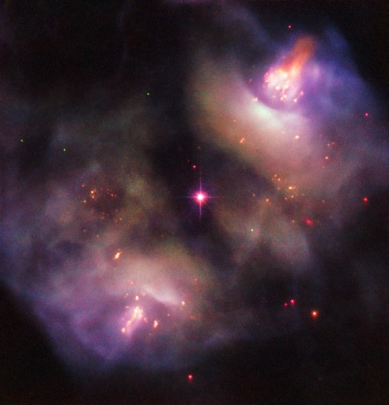 A star is dead: Hubble sees aftermath of a sun's death