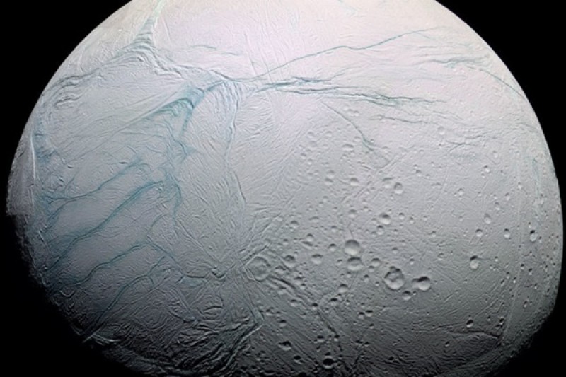 How the icy moon Enceladus got 'tiger stripes' at its south pole