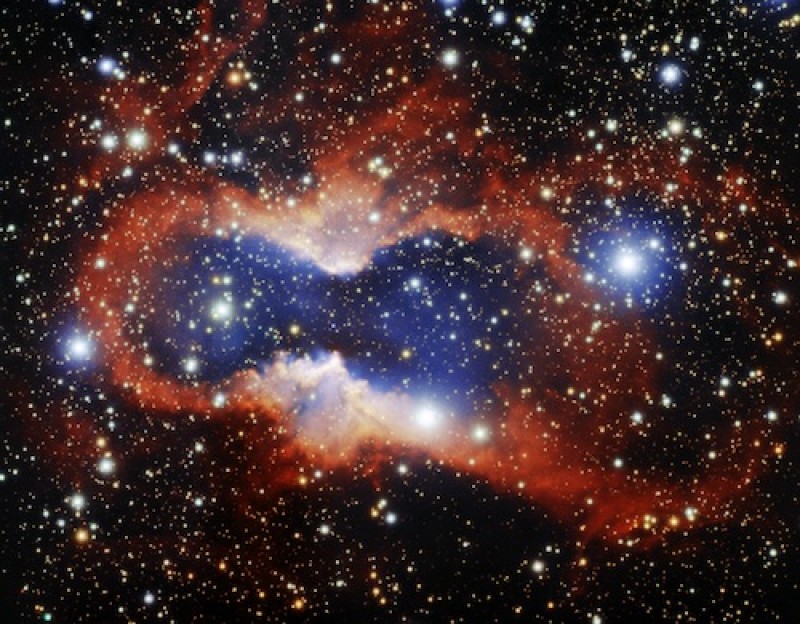 Astronomers target the celestial hourglass of a dying star